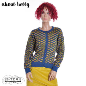 W40.6 ABOUT BETTY K5013 CARDIGAN WOLF PRINT