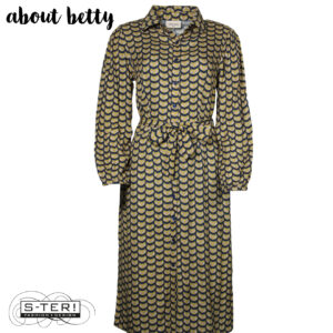 W40.3 ABOUT BETTY PD7012 DRESS WOLF PRINT