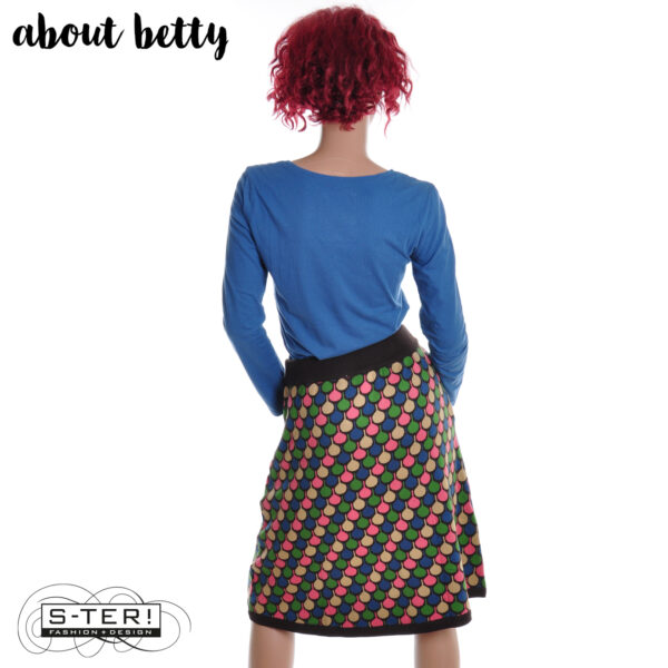 W40.1 ABOUT BETTY ST2006 KNITTED SKIRT VASE - Afbeelding 2