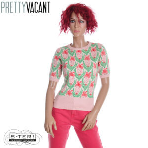 Z39.7  PRETTY VACANT PINEAPPLES S/S KNIT TOP