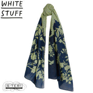 Z18.39 WHITE STUFF CALLIE PRINTED SCARF 445100 GREEN PR