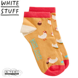 Z18.55 WHITE STUFF HOLIDAY CHICKEN TRAINER SOCK 446162 YELLOW MLT