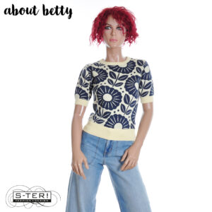Z40.5 ABOUT BETTY ABZK5002 SWEATER NOSTALGIA